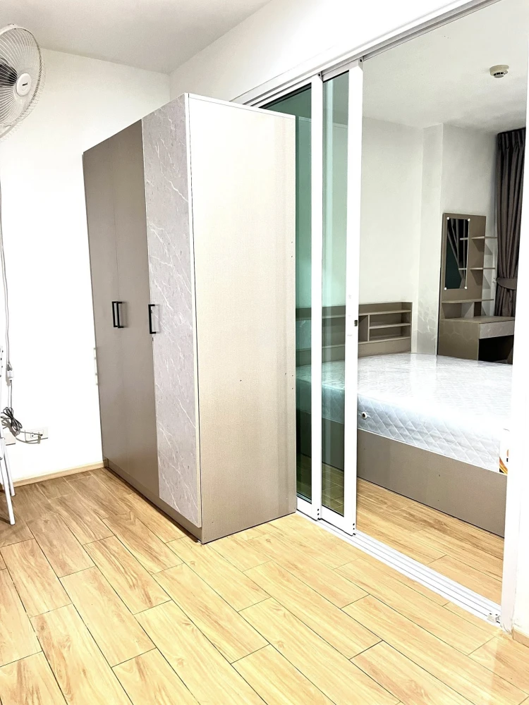 ให้เช่า Feel condo รัชดา36 ห้องพร้อมอยู่ สิ่งอำนวยความสะดวกครบ ราคาอย่างโดน มาจองเลย อย่าพลาด