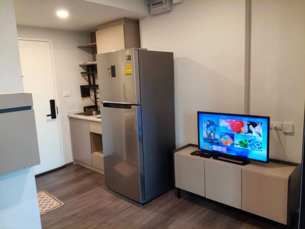 ให้เช่า FLEXI Sathon - Charoen Nakhon ชั้น 4 ห้องกั้น แต่งครบ จองเลย