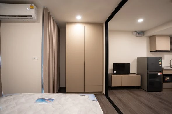 ให้เช่า FLEXI Sathon - Charoen Nakhon ห้องพร้อมอยู่ เฟอร์ครบ + เครื่องใช้ไฟฟ้า จองเลย