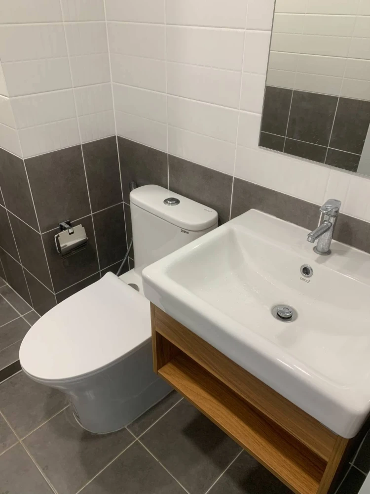 ให้เช่า FLEXI Sathon - Charoen Nakhon 1 ห้องนอน 1 ห้องน้ำ เฟอร์นิเจอร์ครบครัน หิ้วกระเป๋าเข้าอยู่ได้เลยจ้า