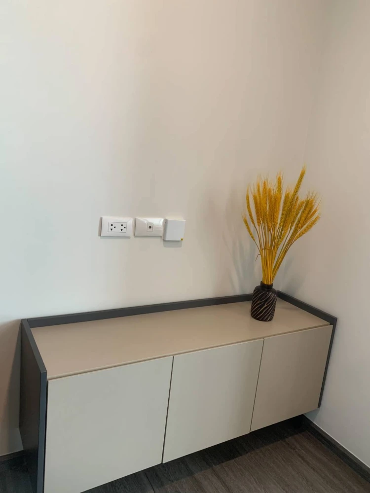 ให้เช่า FLEXI Sathon - Charoen Nakhon 1 ห้องนอน 1 ห้องน้ำ เฟอร์นิเจอร์ครบครัน หิ้วกระเป๋าเข้าอยู่ได้เลยจ้า