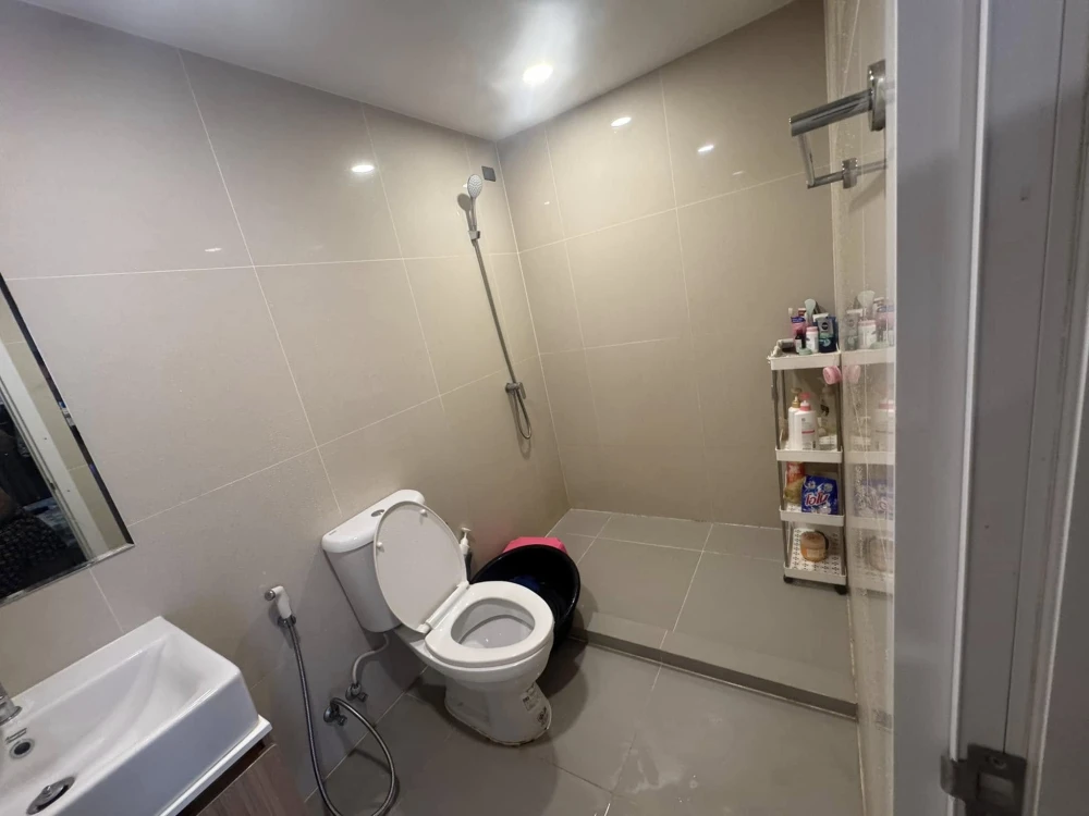 ให้เช่า FLEXI Sathorn-Charoennakorn ห้องพร้อมอยู่ สิ่งอำนวยความสะดวกครบ รีบมาจับมาจองเลย