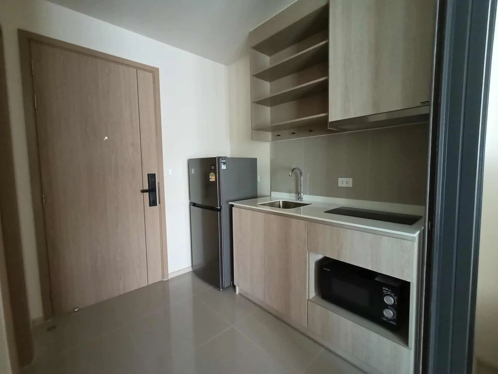 ให้เช่า FLO by Sansiri ชั้น 14 วิวเมืองและแม่น้ำ บรรยากาศโปร่ง โล่ง สบาย เฟอร์นิเจอร์ครบ พร้อมเข้าอยู่