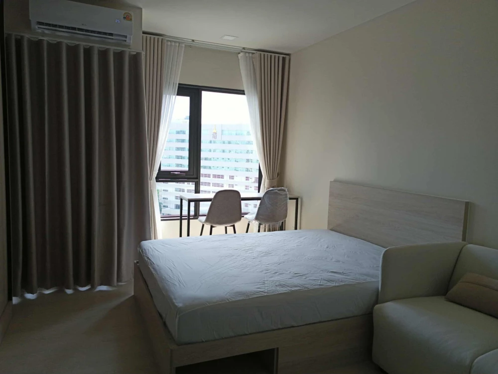 ให้เช่า FLO by Sansiri ชั้น 14 วิวเมืองและแม่น้ำ บรรยากาศโปร่ง โล่ง สบาย เฟอร์นิเจอร์ครบ พร้อมเข้าอยู่