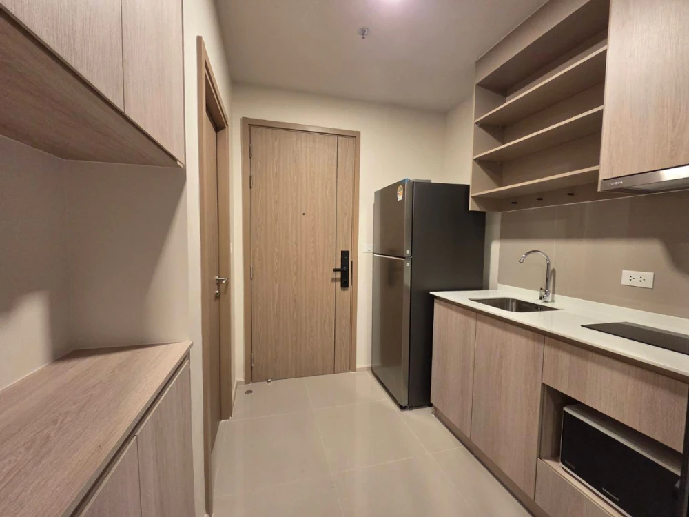 ให้เช่า FLO by Sansiri ห้องแต่งครบ พร้อมอยู่ หิ้วกระเป๋าใบเดียวมาเลยจ้า ห้ามพลาด