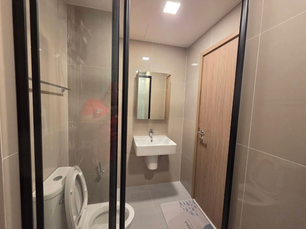 ให้เช่า FLO by Sansiri ห้องแต่งครบ พร้อมอยู่ หิ้วกระเป๋าใบเดียวมาเลยจ้า ห้ามพลาด