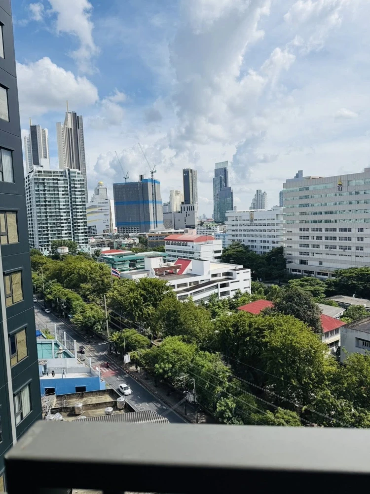 ให้เช่า FLO by Sansiri 1 ห้องนอน ส่วนกลางครบครัน ในทำเลดี เดินทางสะดวก รีบจองเลย