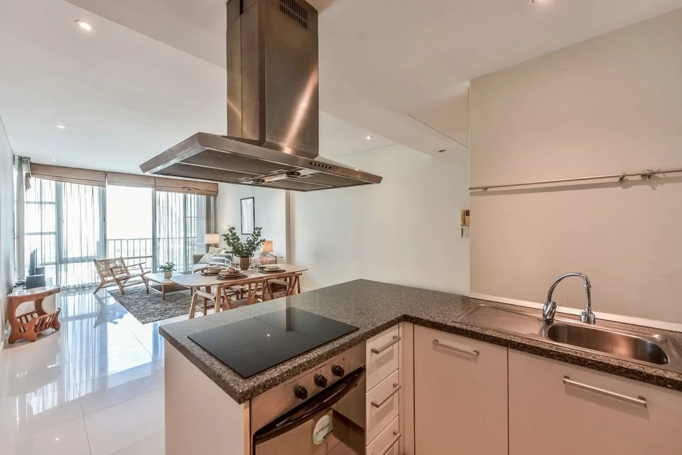 ให้เช่า Fullerton Sukhumvit 2 ห้องนอน ชั้น 18 วิวเมืองโล่ง สวย น่าอยู่ จองเลย ห้ามพลาด