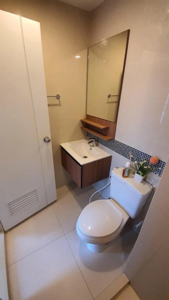 ให้เช่า Fuse Sense Bangkae ห้องสตูดิโอ ชั้น 9 มาพร้อมเฟอร์นิเจอร์ครบครัน หิ้วกระเป๋าเข้าอยู่ได้เลยจ้า