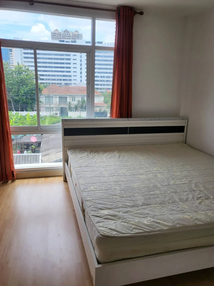 ให้เช่า G-1 Condo ladprao 1 ห้องน่าอยู่ ราคาสบายกระเป๋า เฟอร์พร้อม