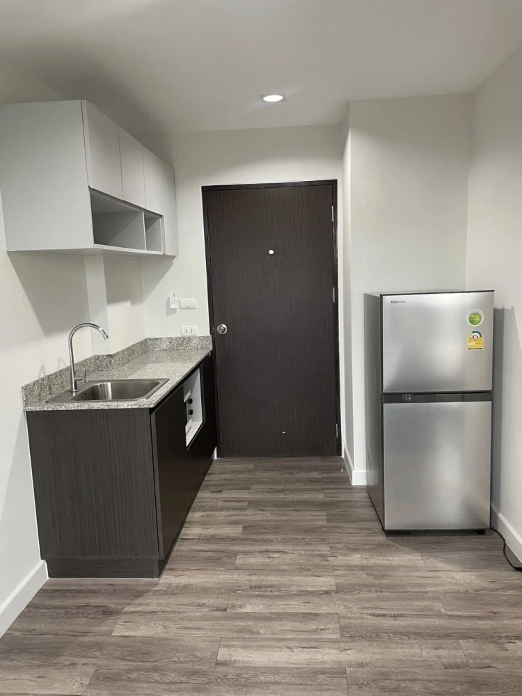 ให้เช่า G Condo Sriracha ห้องพร้อมอยู่ เฟอร์พร้อม ราคาสบายกระเป๋า จองเลยก่อนพลาด