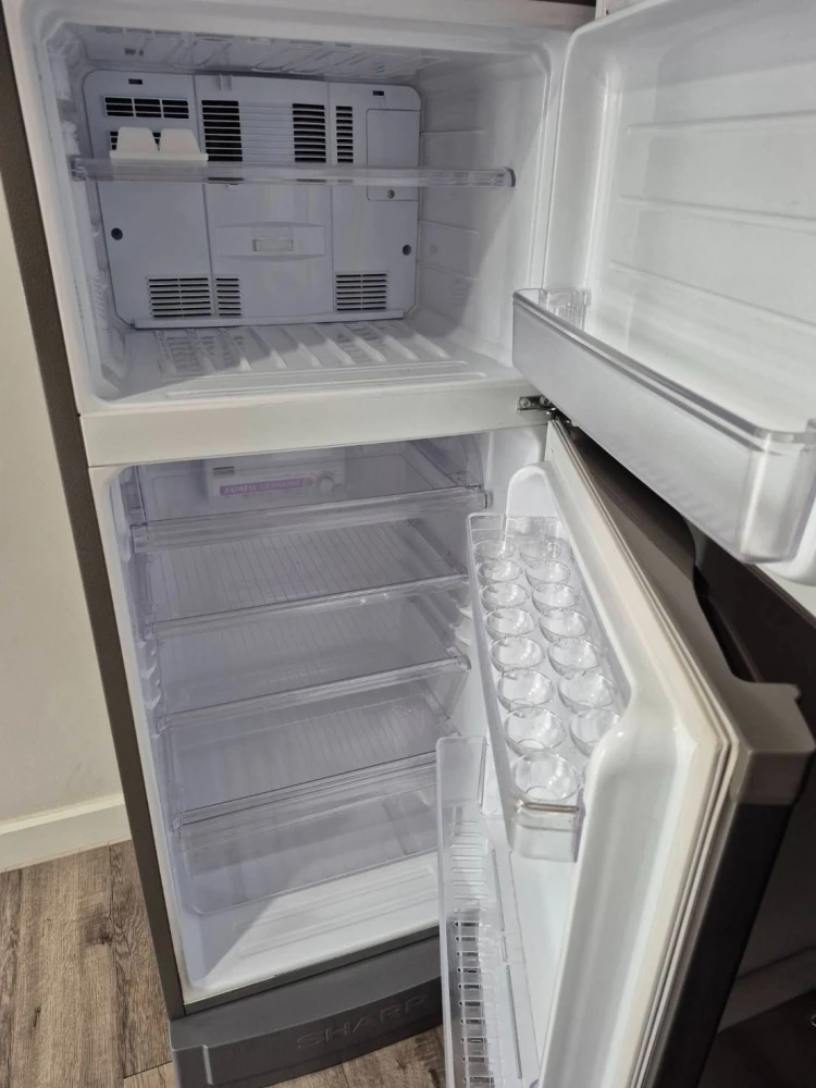 ให้เช่า G Condo Sriracha ห้องพร้อมเข้าอยู่ เฟอร์พร้อม ราคาสบายกระเป๋าจองเลย