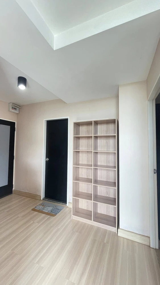ให้เช่า G Haus Condo Santikham 4 ห้องมุมให้ความเป็นส่วนตัว มาพร้อมเฟอร์ครบครัน ดีแบบนี้จองเลย