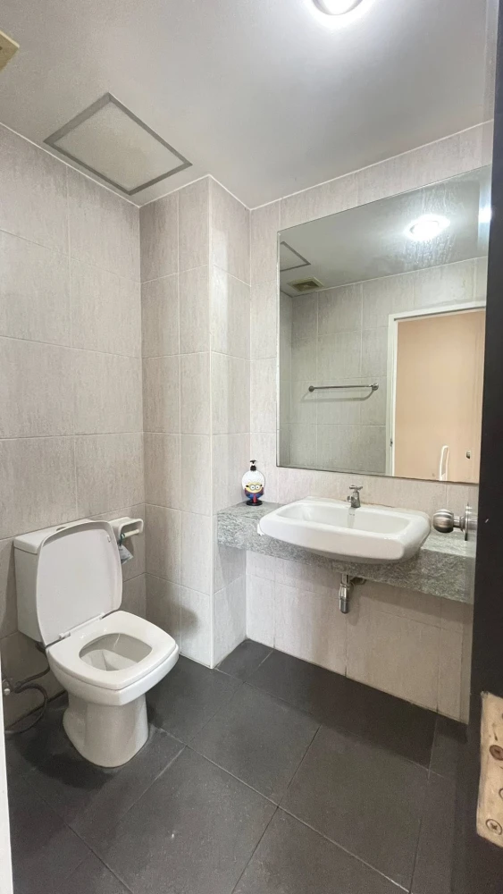 ให้เช่า G Haus Condo Santikham 4 ห้องมุมให้ความเป็นส่วนตัว มาพร้อมเฟอร์ครบครัน ดีแบบนี้จองเลย