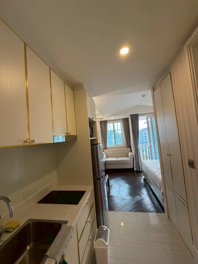 ให้เช่า Grand Florida Beachfront condo Resort พัทยา เฟอร์นิเจอร์ครบ เครื่องใช้ไฟฟ้าไมโครเวฟ และของใช้ในครัวครบทุกอย่าง รีบจองเลย