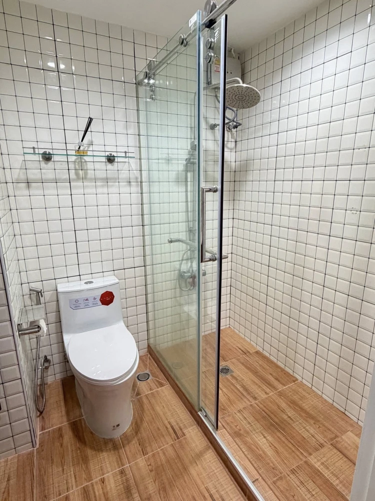 ให้เช่า Grand Park View Asoke ห้องน่าอยู่ สิ่งอำนวยความสะดวกครบ ตกแต่ง Built-In อย่างดี จองเลย