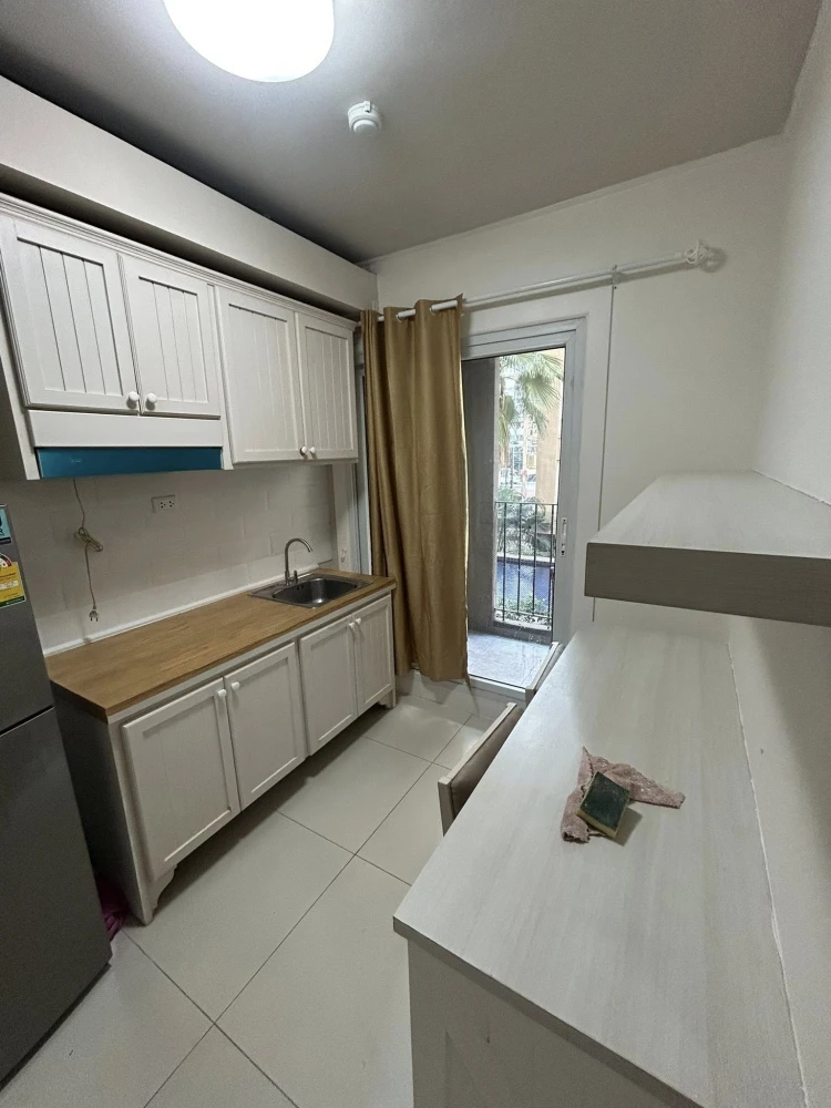 ให้เช่า Groovy Sriracha ห้องชั้น 2 ทำเลดี วิวสวย เฟอร์นิเจอร์ครบครัน หิ้วกระเป๋าเข้าอยู่ได้เลยจ้า