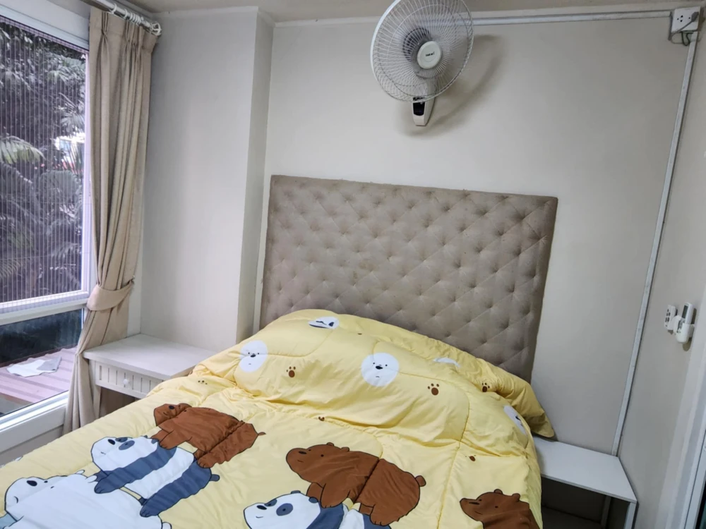 Groovy Sriracha condo for rent. Nice room on the 2nd floor, great location, fully furnished, with beautiful garden view. Book now!