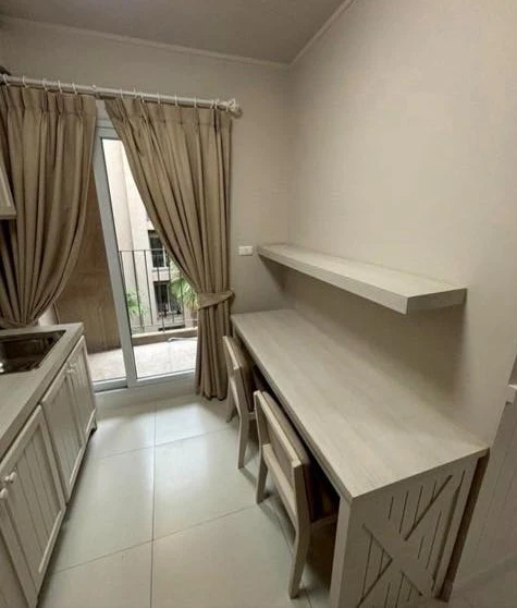 ให้เช่า Groovy Sriracha 1 ห้องนอน 1 ห้องน้ำ ทำเลดี เฟอร์นิเจอร์ครบครัน หิ้วกระเป๋าเข้าอยู่ได้เลยจ้า