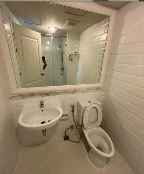 ให้เช่า Groovy Sriracha 1 ห้องนอน 1 ห้องน้ำ ทำเลดี เฟอร์นิเจอร์ครบครัน หิ้วกระเป๋าเข้าอยู่ได้เลยจ้า