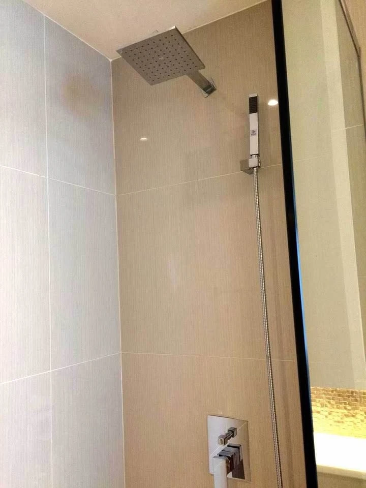 ให้เช่า H Condo Sukhumvit 43 ตกแต่งเรียบร้อย / เครื่องใช้ไฟฟ้าครบ หิ้วกระเป๋าใบเดียวเข้าอยู่ได้เลยจ้า