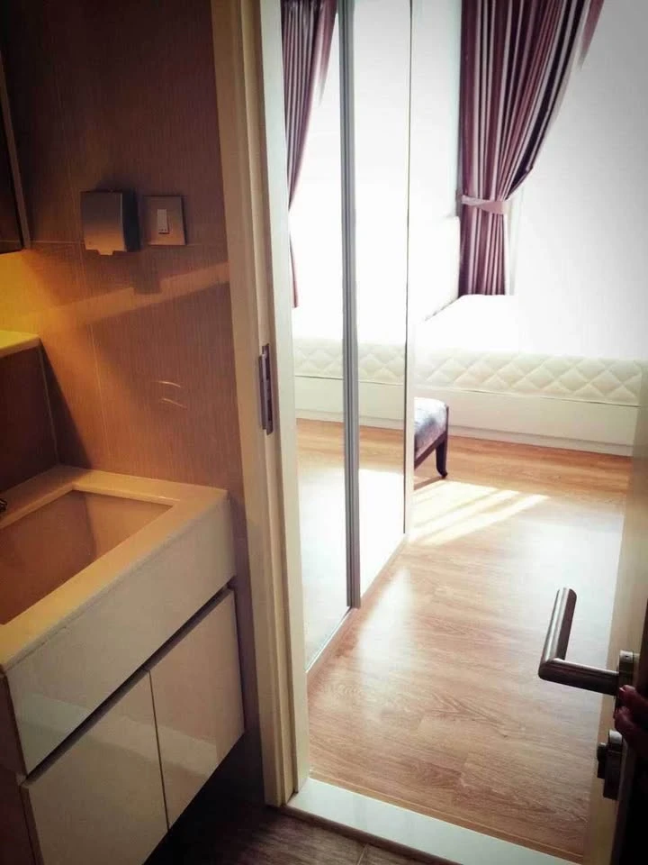 ให้เช่า H Condo Sukhumvit 43 ตกแต่งเรียบร้อย / เครื่องใช้ไฟฟ้าครบ หิ้วกระเป๋าใบเดียวเข้าอยู่ได้เลยจ้า