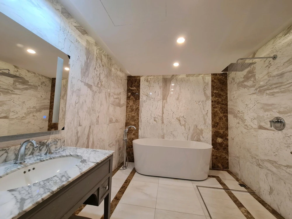 ให้เช่า H condo sukhumvit 43 ห้องกว้าง มาพร้อมการตกแต่งที่ครบครัน สนใจจองเลย