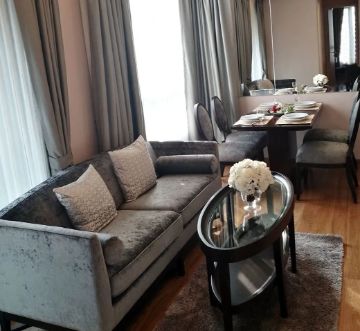 ให้เช่า H condo sukhumvit 43 ห้องมุม มาพร้อมการตกแต่งที่ครบครัน จองเลย