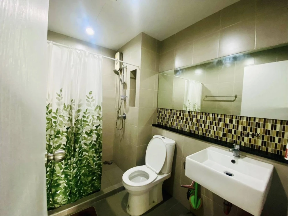 ให้เช่า  Hallmark Chaengwattana ห้องพร้อมอยู่ เฟอร์พร้อม สิ่งอำนวยความสะดวกครบครัน จองเลย