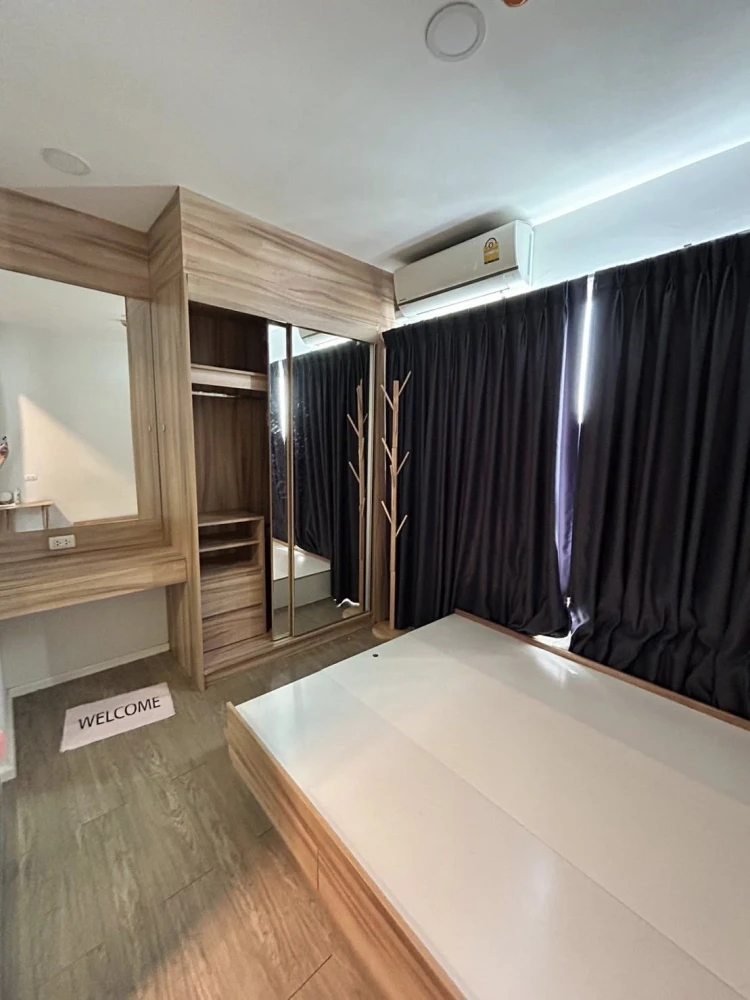 Happy Condo Donmuang The Terminal for rent. Nice unit on the 4th floor, fully furnished with appliances. Don't miss out!