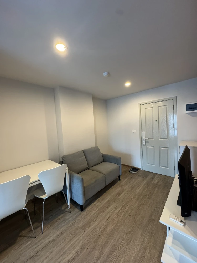 ให้เช่า HI Chaengwattana 19 Condo ห้องน่าอยู่ มาพร้อมเฟอร์นิเจอร์ครบครัน ดีแบบนี้ห้ามพลาด