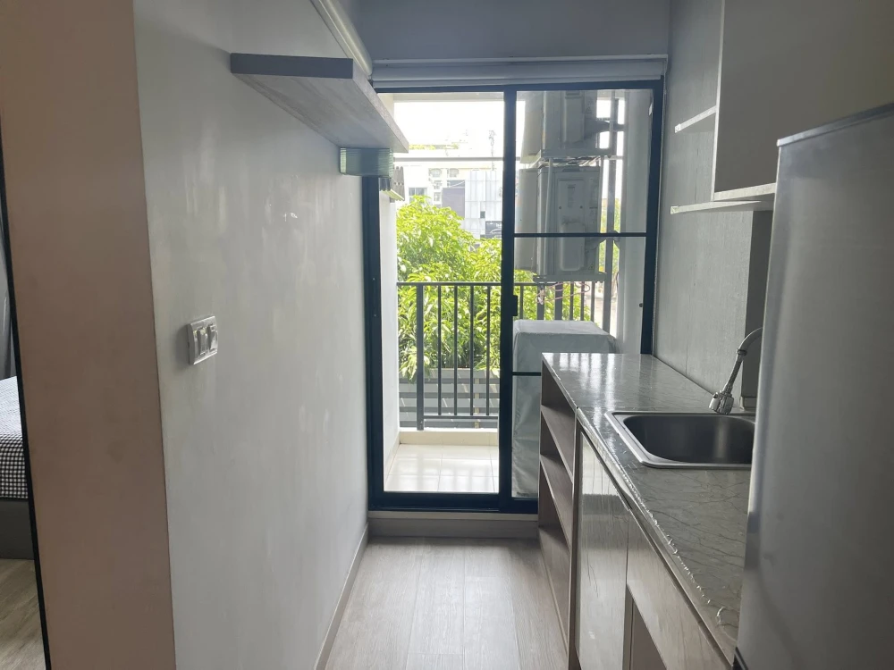 ให้เช่า HI Ladprao 130 ชั้น 3 ห้องแต่งครบ น่าอยู่ สนใจจองเลย ห้ามพลาด