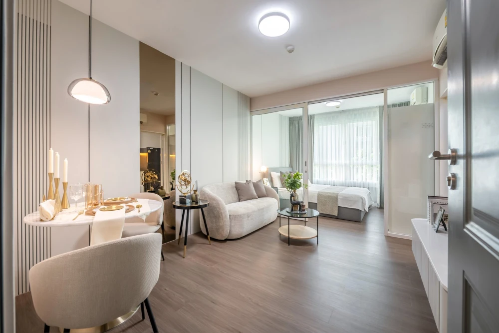 ให้เช่า I-BIZA condominium RCA ห้อง สไตล์ทันสมัย เฟอร์นิเจอร์พรีเมี่ยม ครัวปิด ห้องริม ไม่พลุกพล่าน หันทิศเหนือ ห้องไม่ร้อนตลอดวัน ห้ามพลาด