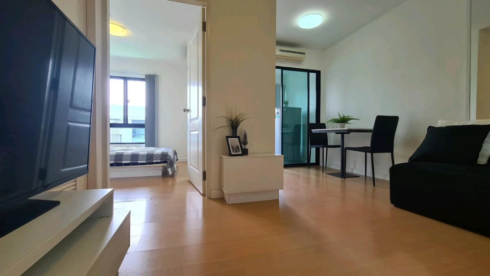 ให้เช่า I Condo Sukhumvit 105 ชั้น 8 วิวสระว่ายน้ำ แต่งครบ สนใจรีบจองเลย ด่วนๆ