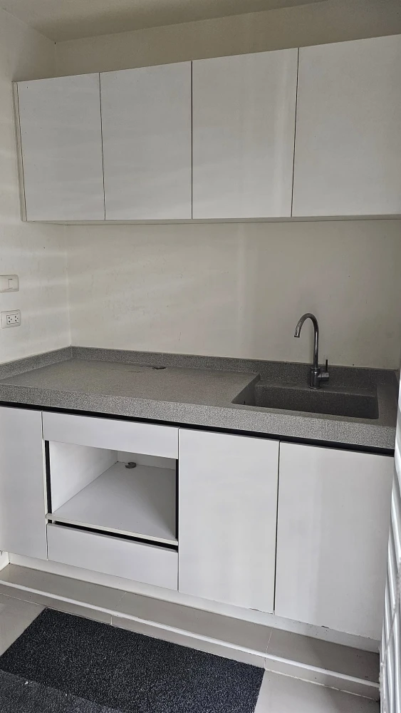 ให้เช่า I Condo Sukhumvit 105 ห้องกว้างพื้นที่เยอะ มาพร้อมเฟอร์ครบ ในราคาสุดคุ้ม ห้ามพลาด
