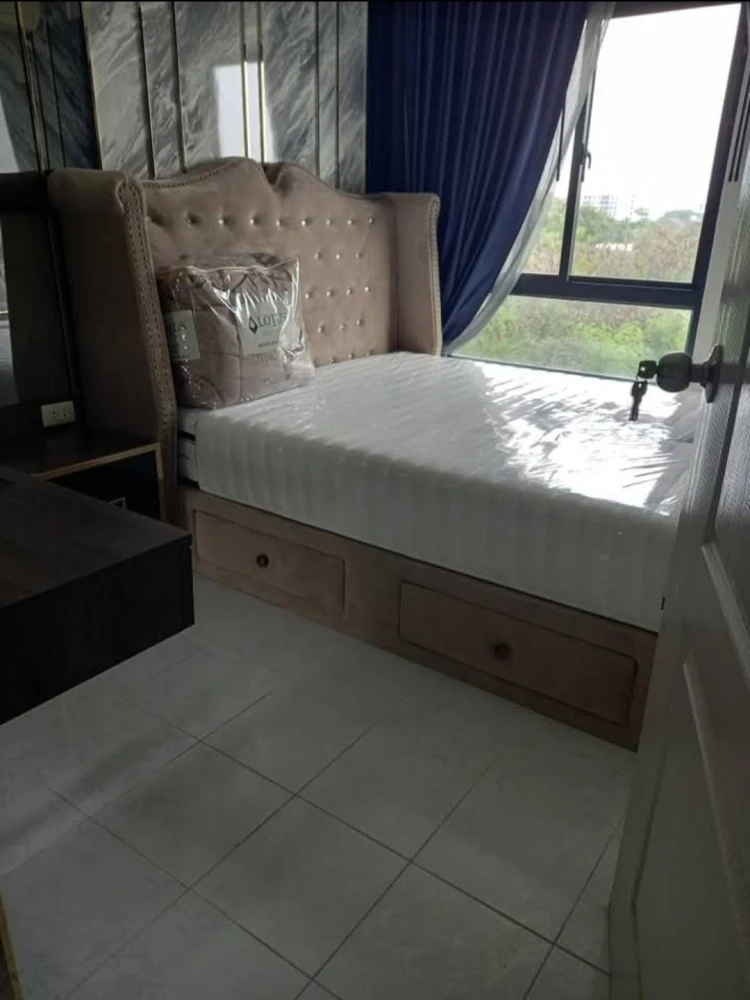 For rent: I Condo Sukhumvit 105, fully furnished and ready to move in. High-quality built-in furniture. Great value! Book now!