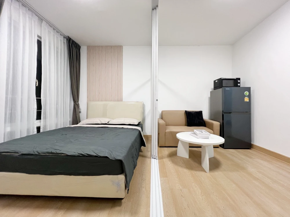 ให้เช่า i-HOUSE Laguna Garden RCA ห้องกั้นอยกเป็นสัดส่วน แบ่งโซนชัดเขน ราคาอย่างโดน รีบมาจองเลย