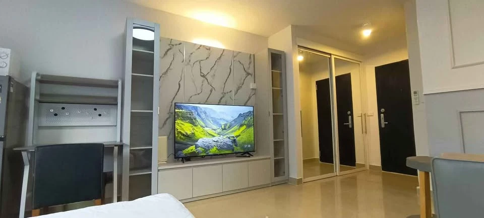 ให้เช่า i-House Laguna Garden RCA แต่งสวย เฟอร์ฯครบ ด้วยวัสดุอย่างดีมีคุณภาพ พร้อมเข้าอยู่ !!!