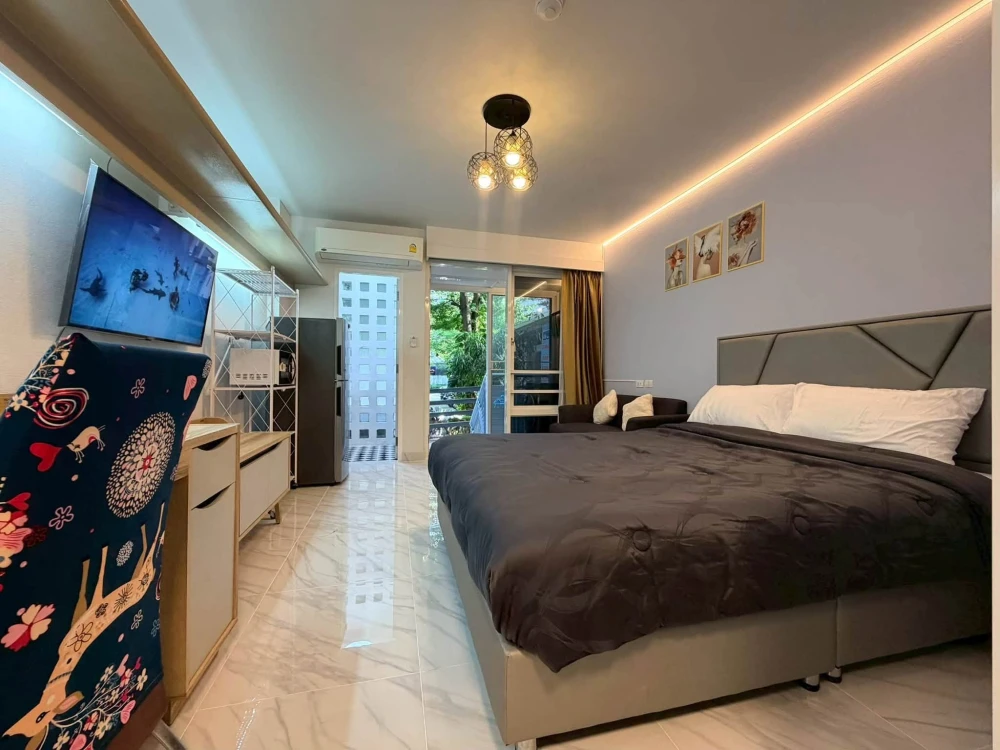 ให้เช่า i-HOUSE Laguna Garden RCA 1 ห้องนอน 1 ห้องน้ำ มาพร้อมสิ่งอำนวยความสะดวกครบครัน ดีแบบนี้จะรออะไร
