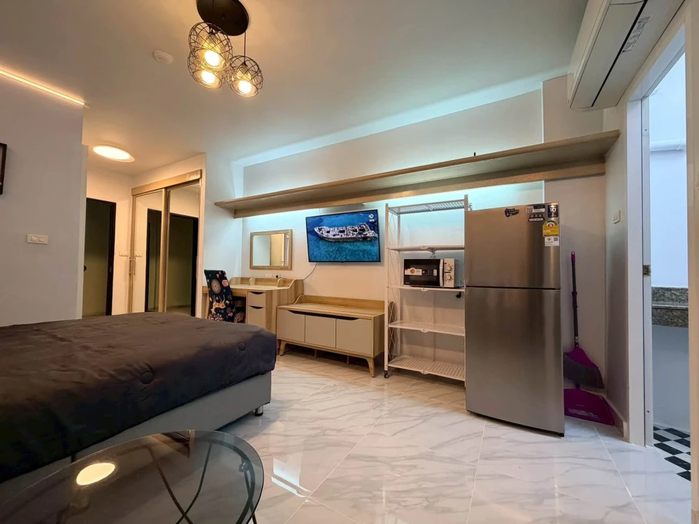 ให้เช่า i-HOUSE Laguna Garden RCA 1 ห้องนอน 1 ห้องน้ำ มาพร้อมสิ่งอำนวยความสะดวกครบครัน ดีแบบนี้จะรออะไร