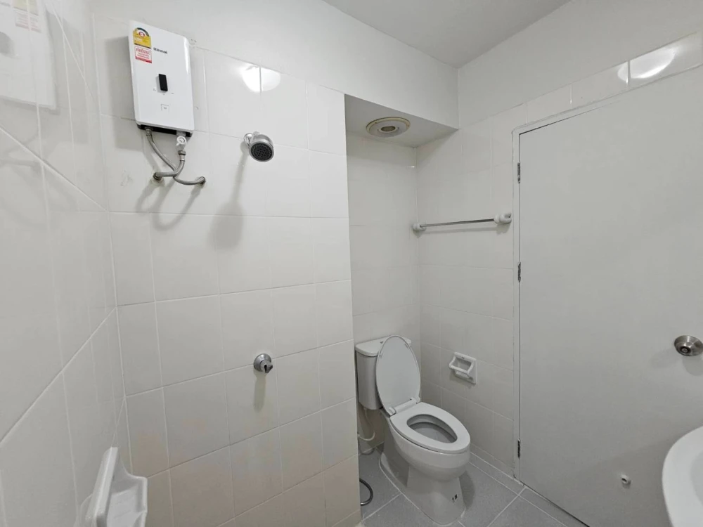 ให้เช่า I House Rama9–Eakamai ห้องพร้อมอยู่ เฟอร์พร้อม ราคาสบายกระเป๋า จองเลย