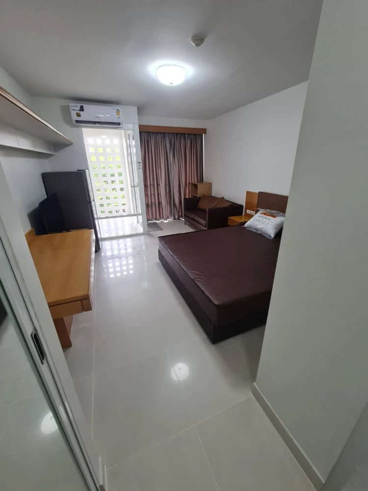 ให้เช่า I House Rama9–Eakamai ห้องพร้อมอยู่ เฟอร์พร้อม ราคาสบายกระเป๋า จองเลย