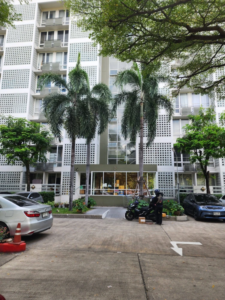 ให้เช่า I House Rama9–Eakamai ห้องสตูดิโอ ชั้น 4 ไม่สูง มาพร้อมราคาสุดพิเศษ รีบมาจองเลย อย่าพลาด