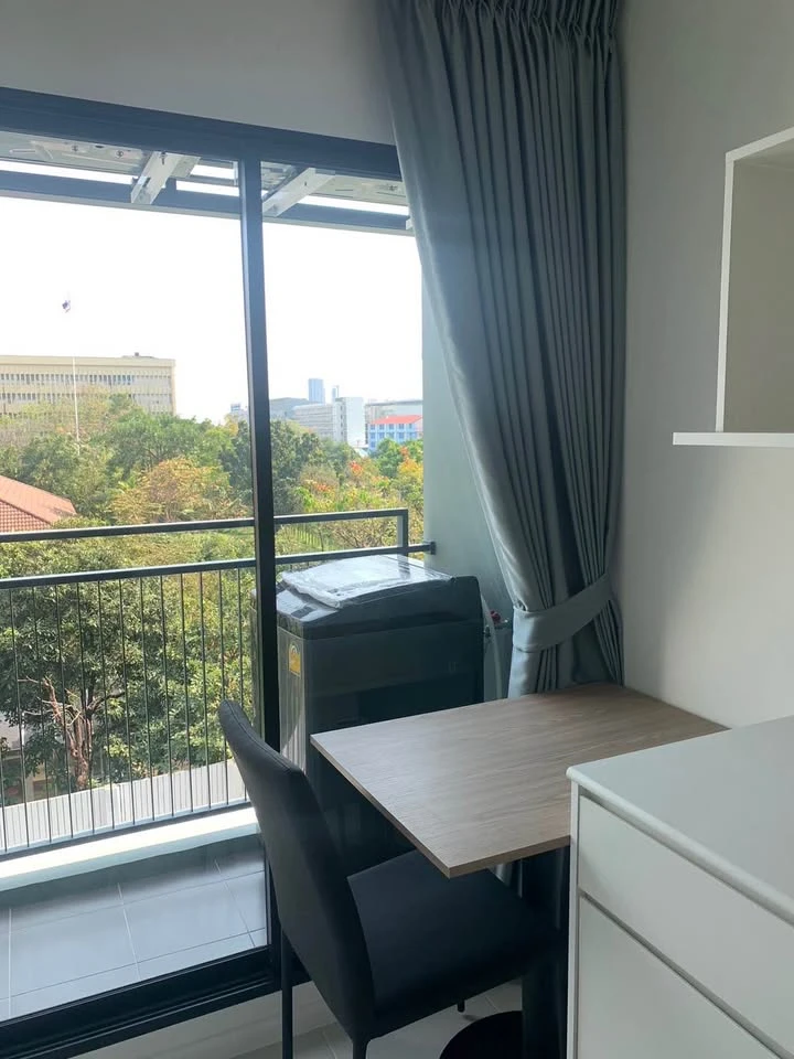 ให้เช่า Icondo active phatthanakan ชั้น 5 ห้องมุม ลมเย็น ตกแต่งด้วยเฟอร์ครบชุด ราคานี้ต้องรีบแล้ว