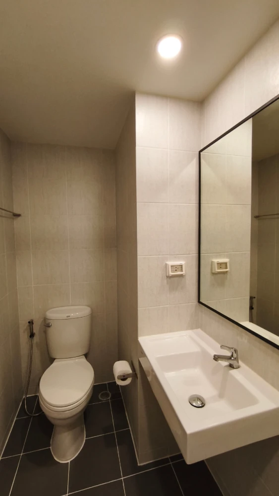 ให้เช่า iCondo Green Space สุขุมวิท 77 เฟส 2 ใกล้บันไดหนีไฟ เข้า-ออกสะดวก รับแดดอ่อนตอนเช้า ห้ามพลาด