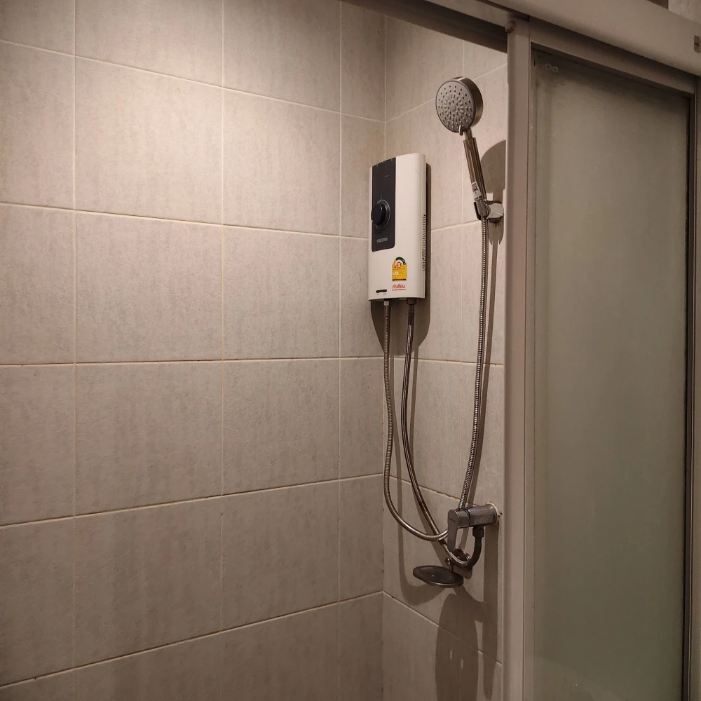 ให้เช่า ICondo Serithai Green Space ห้องน่าอยู่ เฟอร์พร้อม ชั้นล่างจองเลย