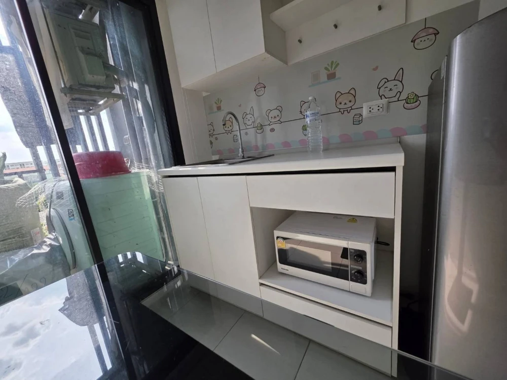 ให้เช่า ICondo Serithai Green Space ห้องน่าอยู่ เฟอร์ เครื่องใช้ไฟฟ้าครบ มาแต่ตัวเข้าอยู่ได้เลย อย่าพลาด