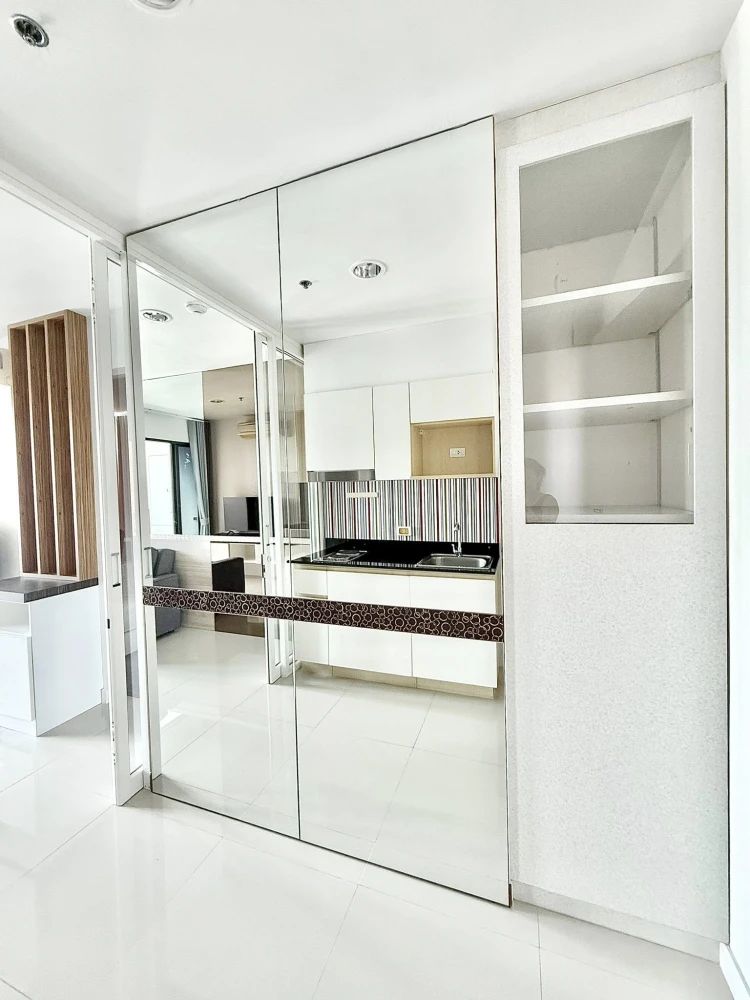 ให้เช่า IDEO รัชดา-ห้วยขวาง ชั้น 17 ห้องมุมมีความเป็นส่วนตัว   Built-in ทั้งห้อง รีบมาจองก่อนพลาด