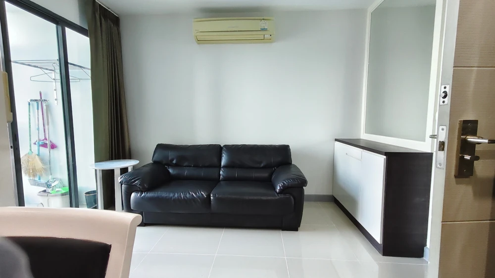 ให้เช่า Ideo Blucove Sukhumvit ชั้น 15 ห้องน่าอยู่ แต่งครบ สนใจจองเลย ห้ามพลาด