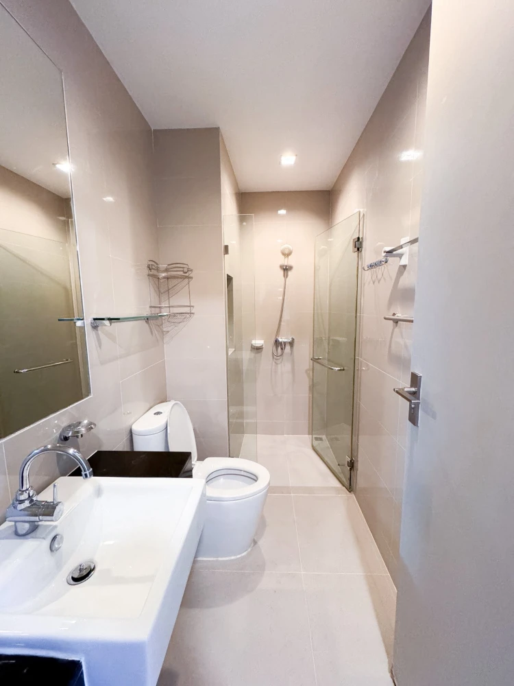 ให้เช่า Ideo Blucove Sukhumvit ชั้น 18 วิวดีมาก ทิศเหนือ ลมดี City View มาแต่ตัวเข้าอยู่ได้เลย